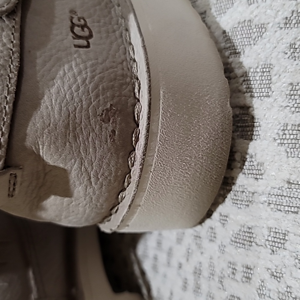 Euc- Ugg Boots - image 7